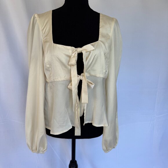 Le Lis Tops - Vestique Lelis cream blouse size medium tie front - 392